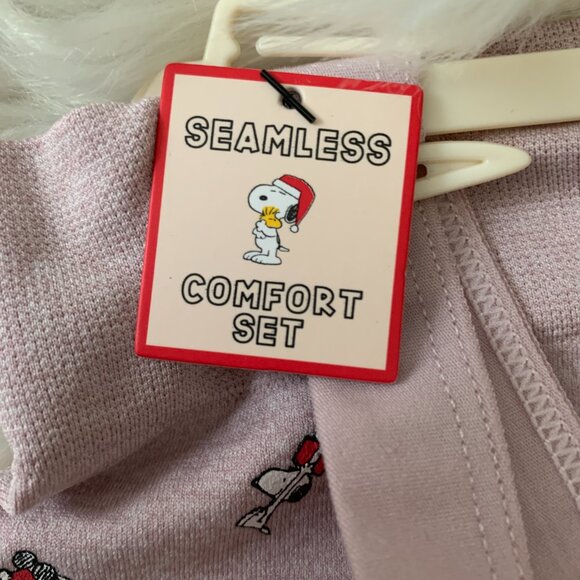 PEANUTS Snoopy Holiday Seamless Bra & Boyshort Set in Light Purple Sz MEDIUM - Picture 8 of 8